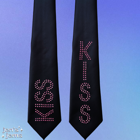 Harry Styles Kiss Tie