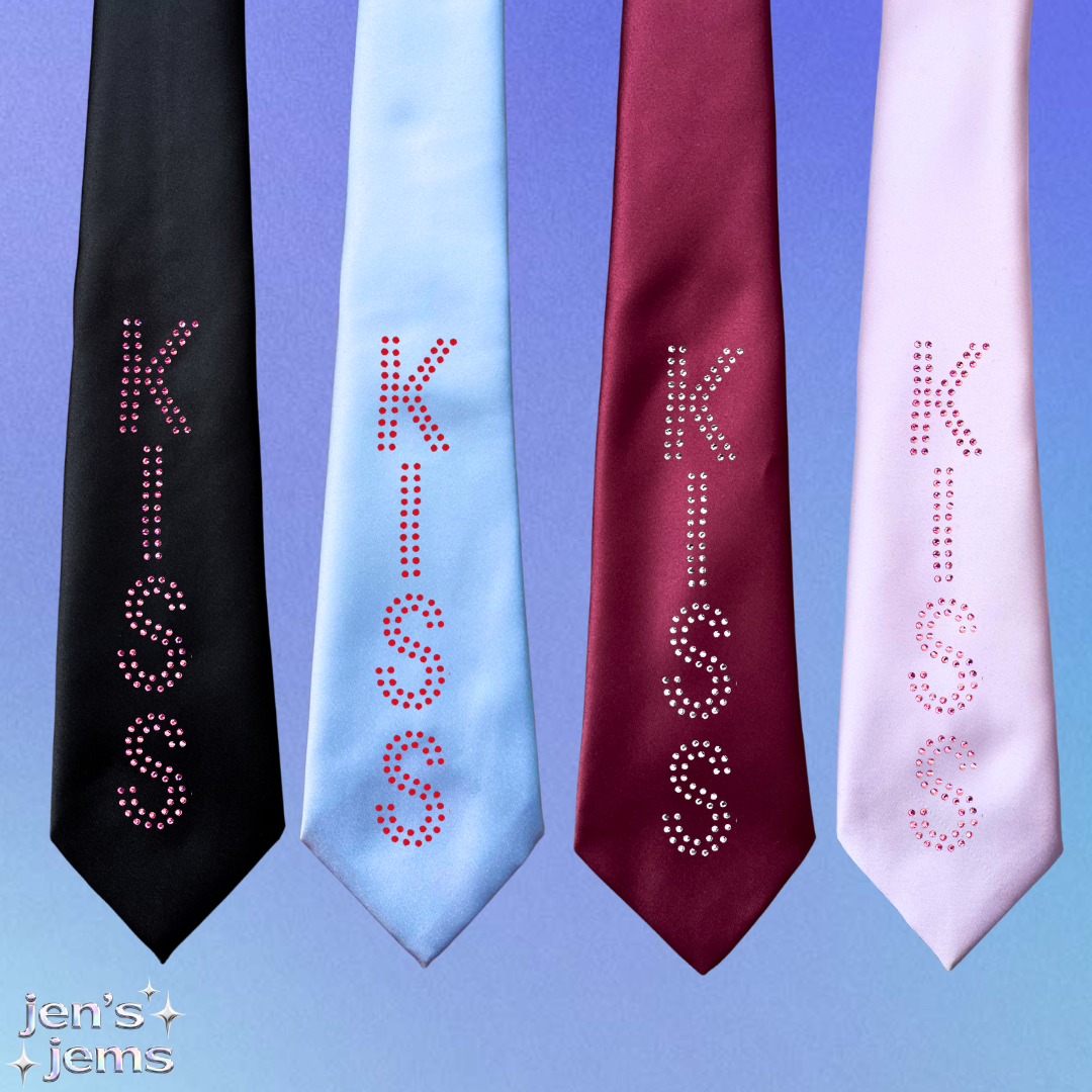 Harry Styles Kiss Tie